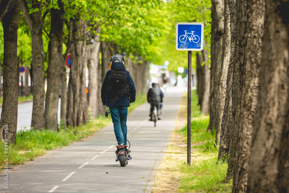 trottinette, piste cyclable, signalisation